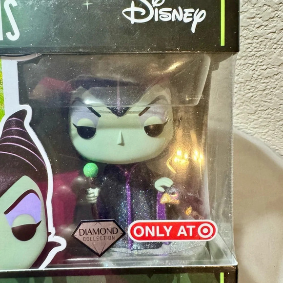 Funko Pop! Maleficent Diamond Editon Disney Villians Pop Tee Size Small New - Picture 6 of 8